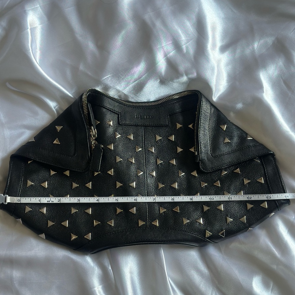 Alexander McQueen Leather Studded Manta Clutch - Picture 9 of 13